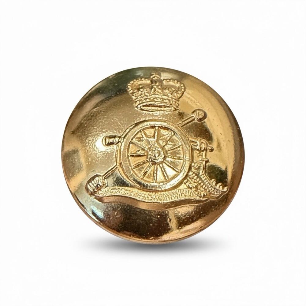 J R Gaunt & Sons Royal Artillery Brass Button Kings Crown London c1902-1920s